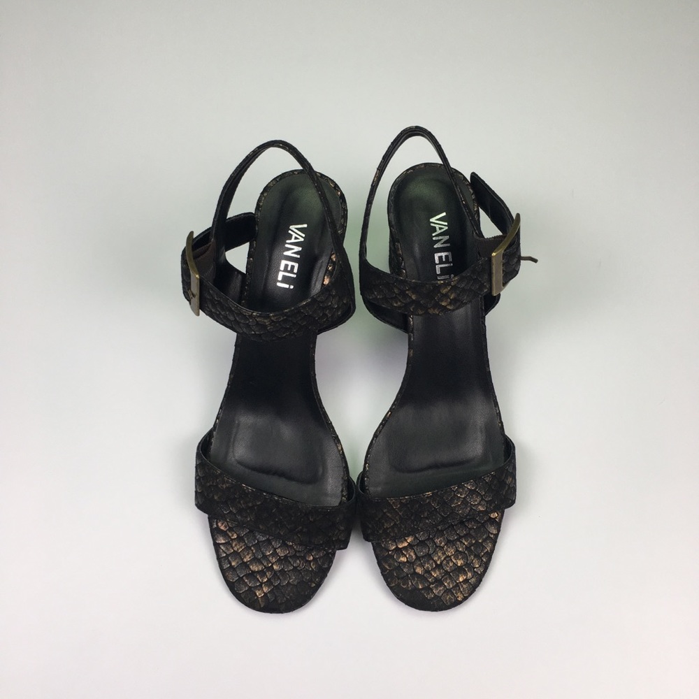 Vaneli Women’s Lilka sandals size 8.5 M